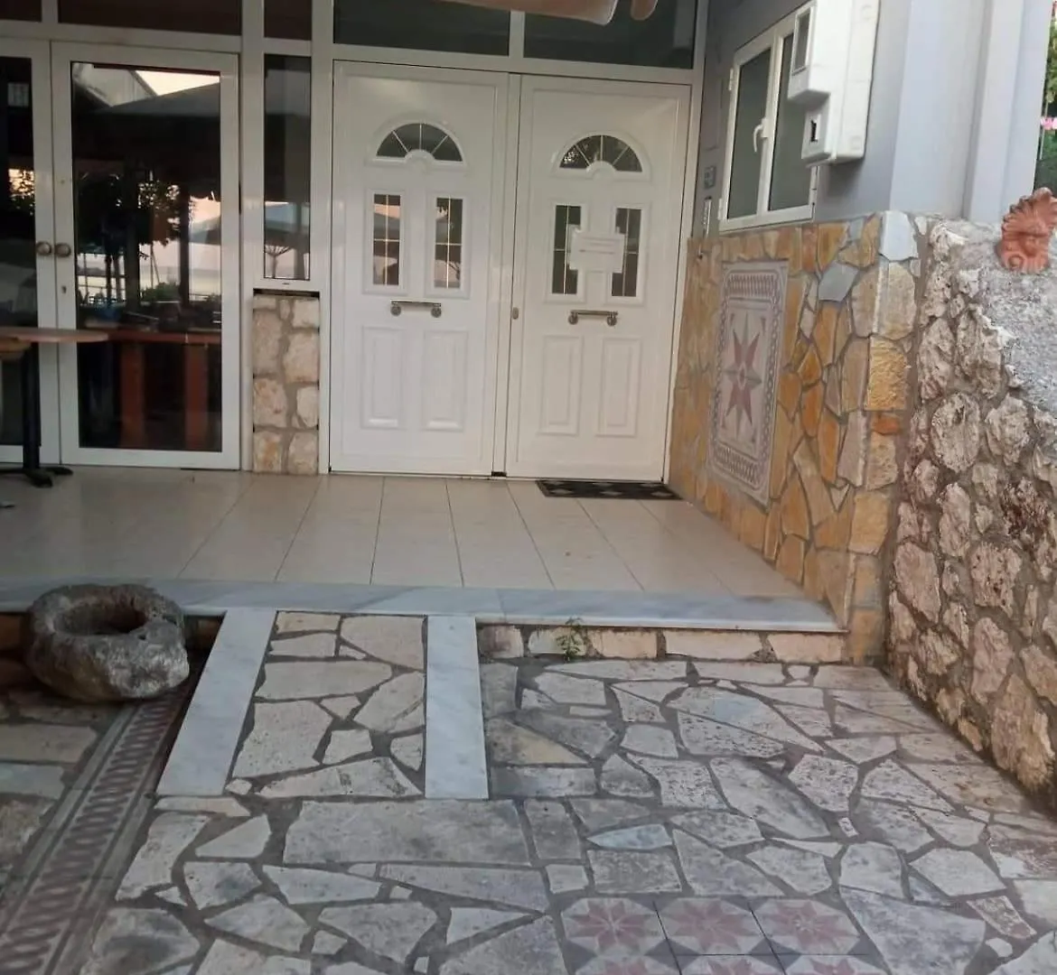 Vasilis Travlos Apartment Poros  0*, Poros (Kefalonia)