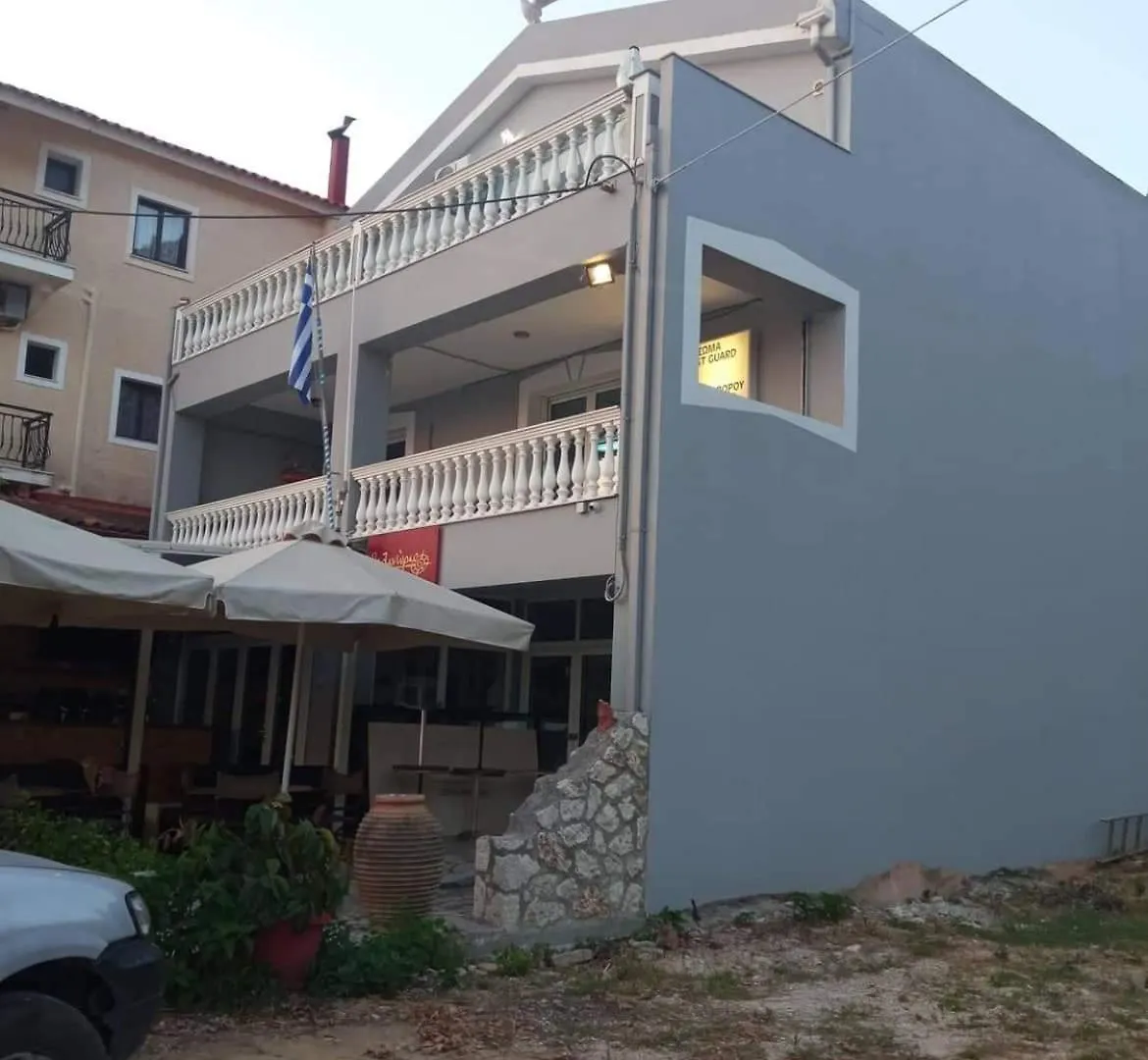 Vasilis Travlos Apartment Poros